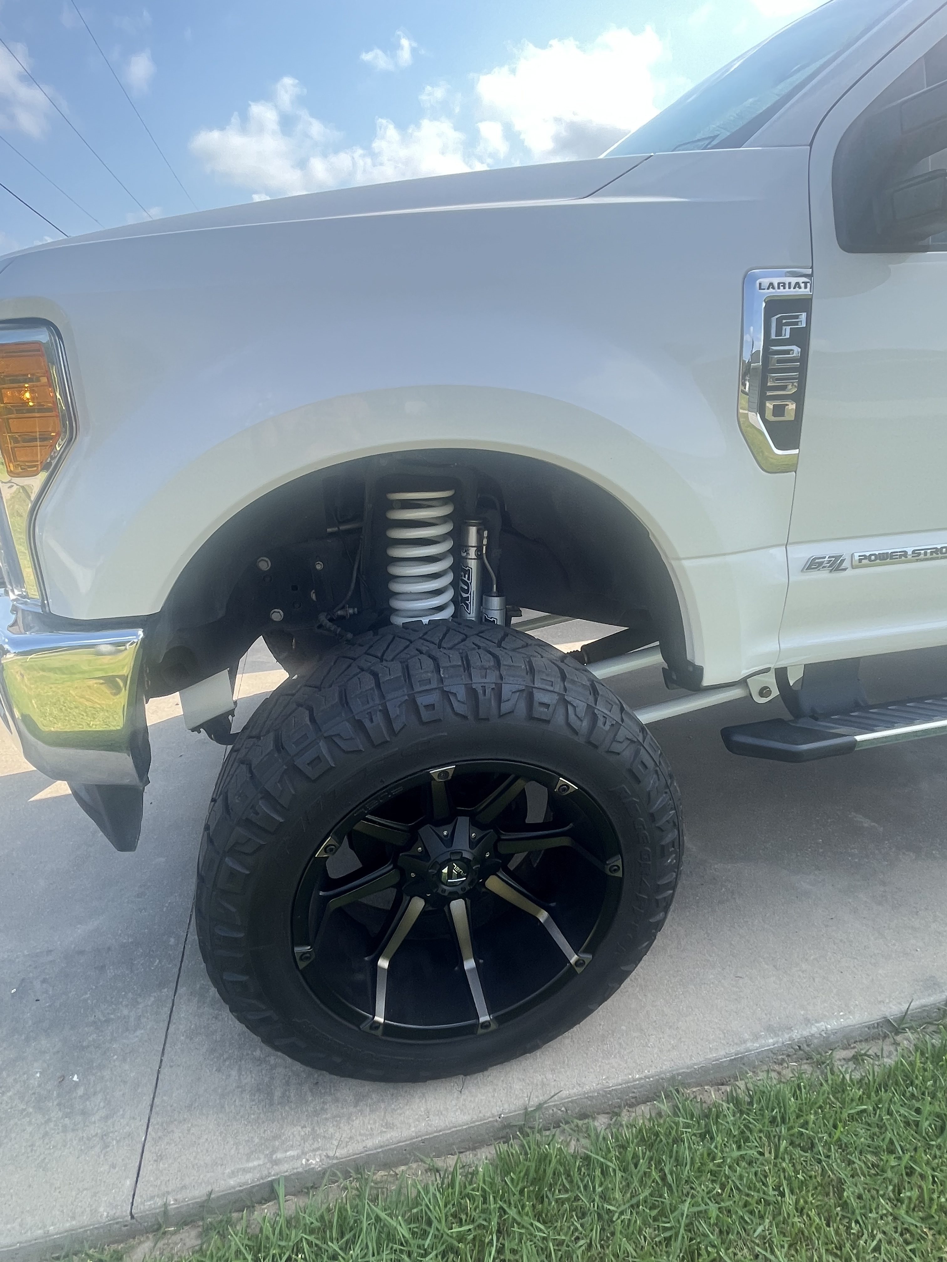 Private: 2017 F250 Lariat low mileage