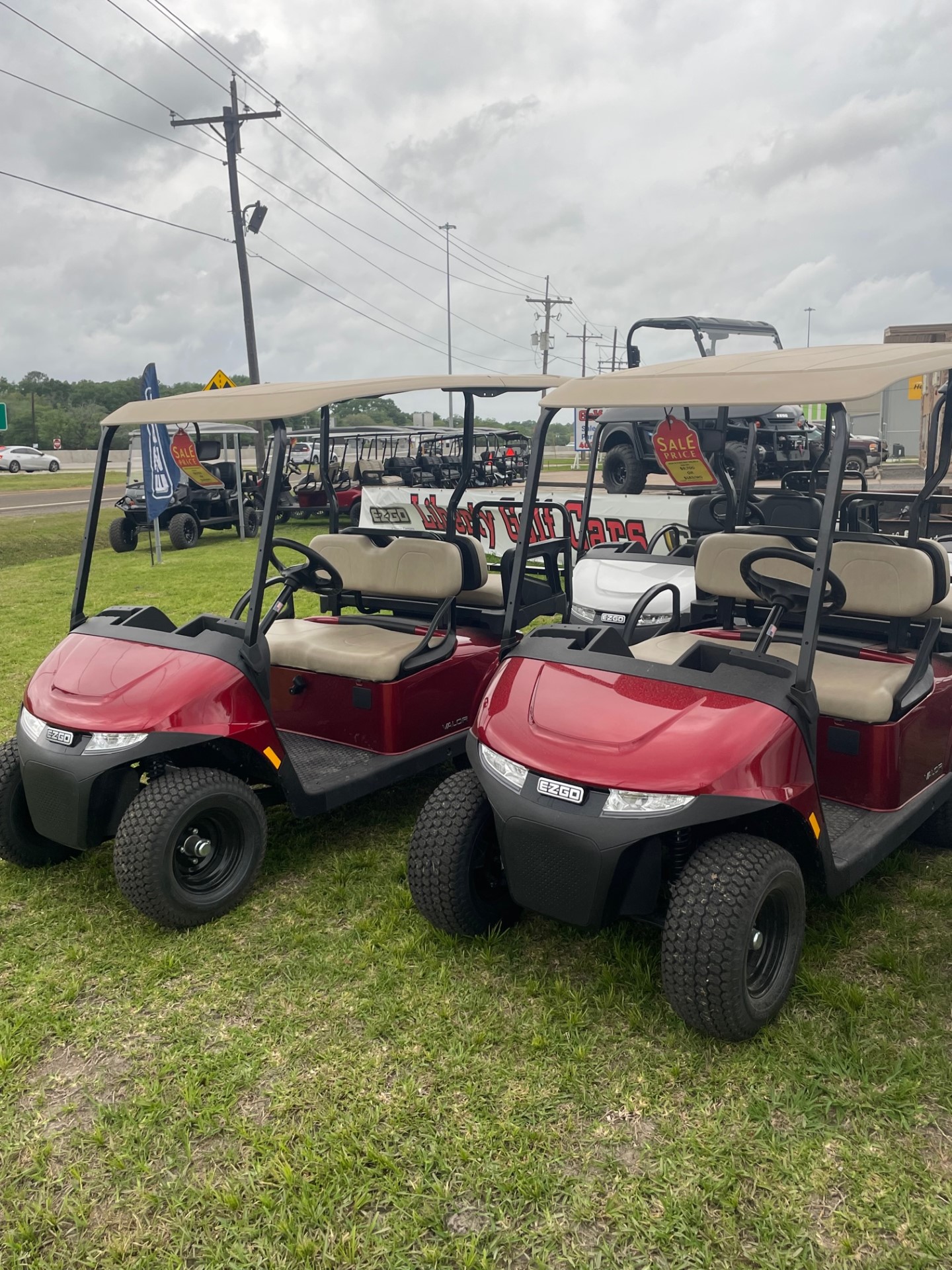 2024 E-Z-GO VALOR 4 GAS EFI