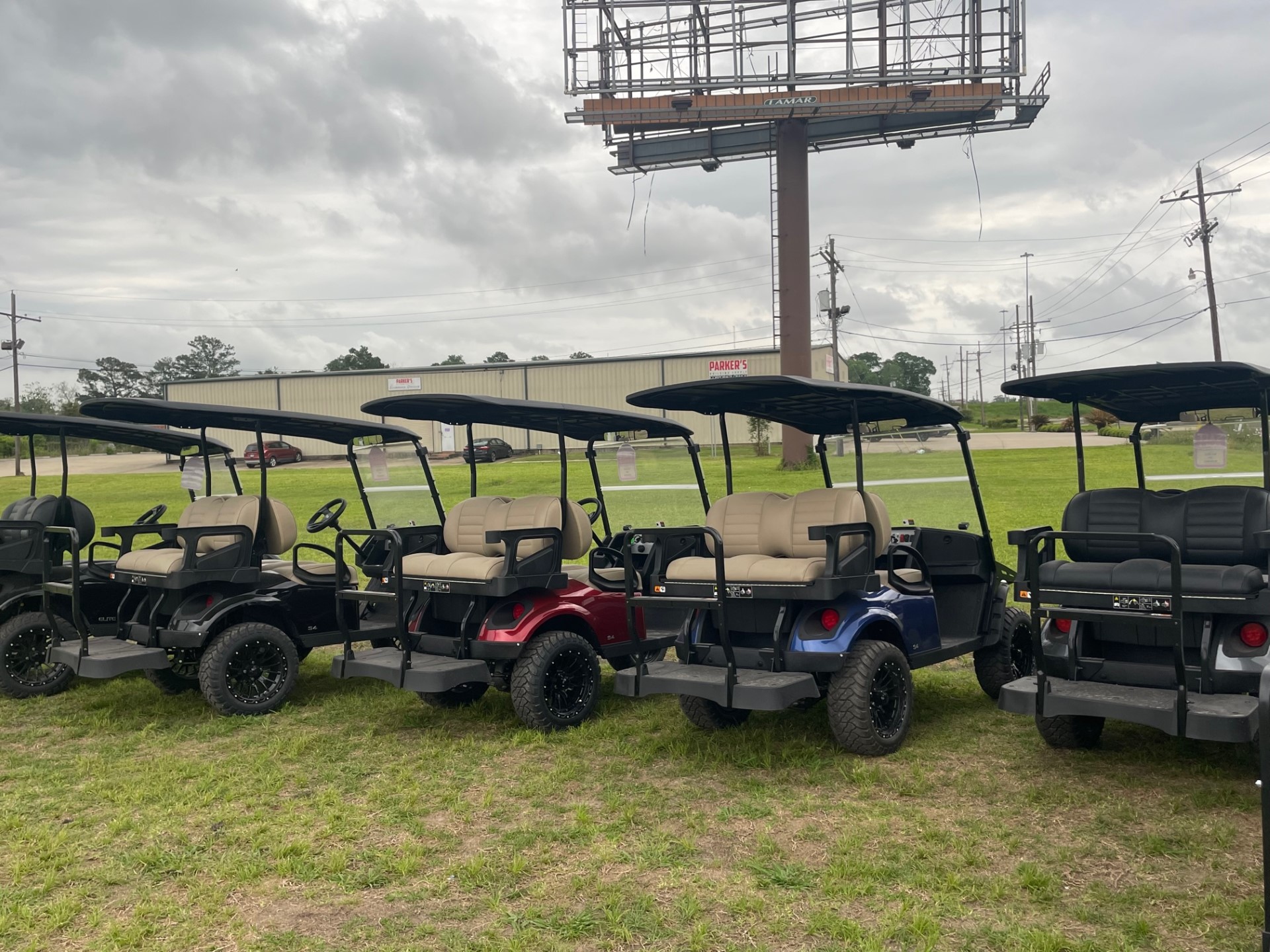 2024 E-Z-GO S4 GAS EFI