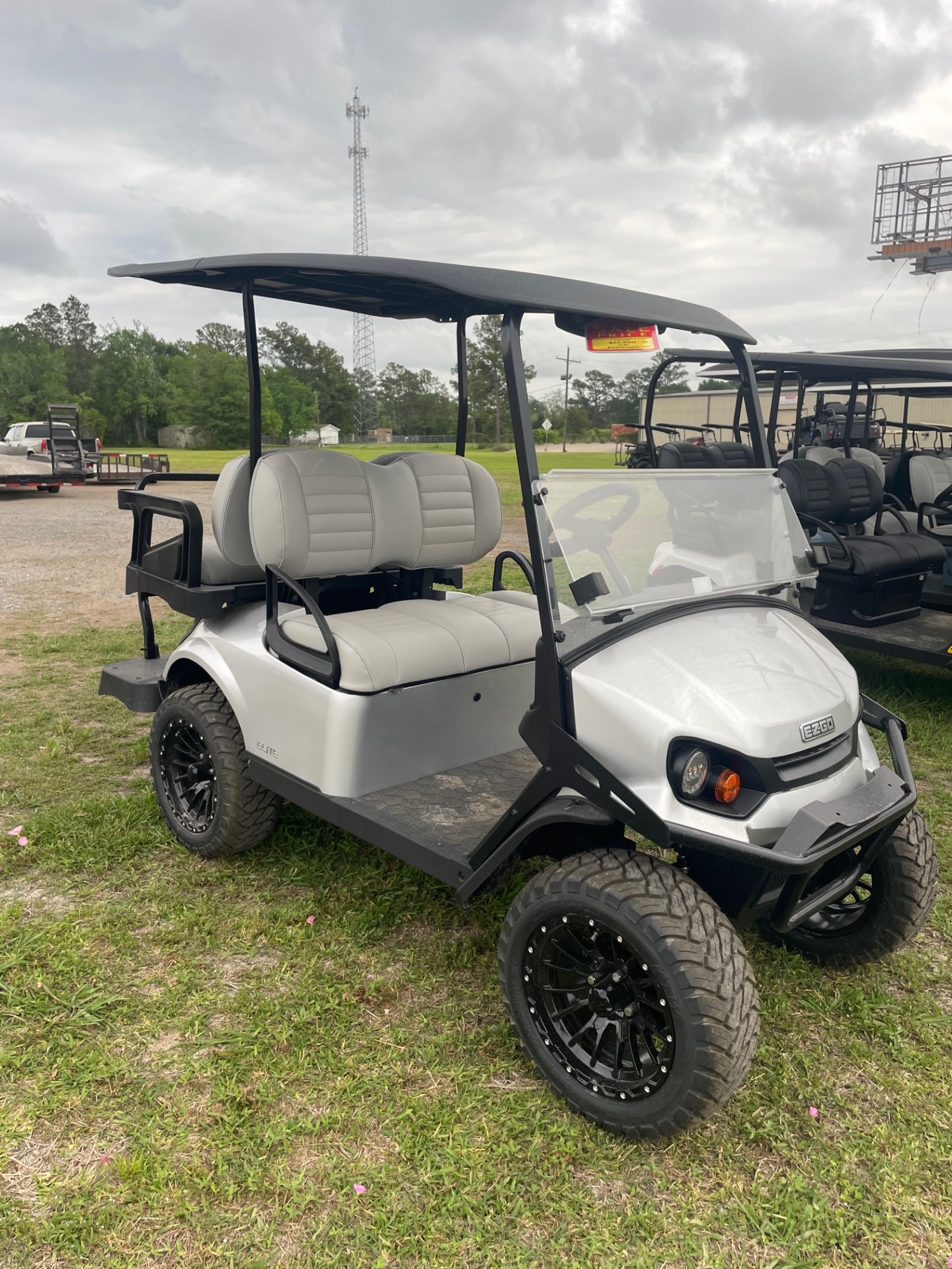 Private: 2024 E-Z-GO S4 LITHIUM ELITE