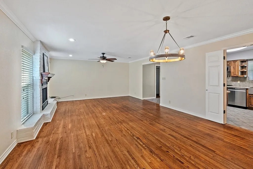 Charming, Flood-Free Home in the West End of Beaumont