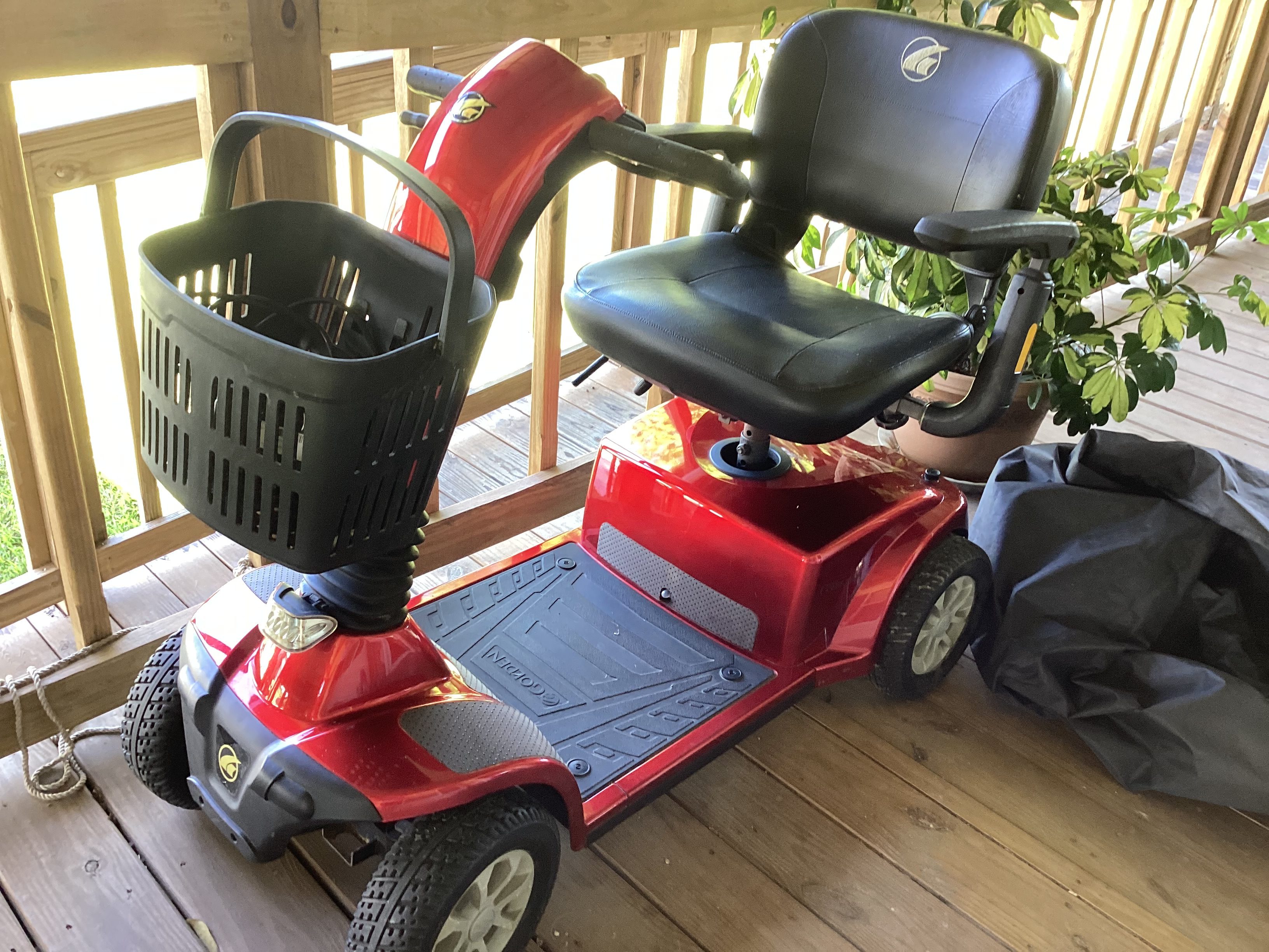 Golden Mobility scooter w/ Bruno lift