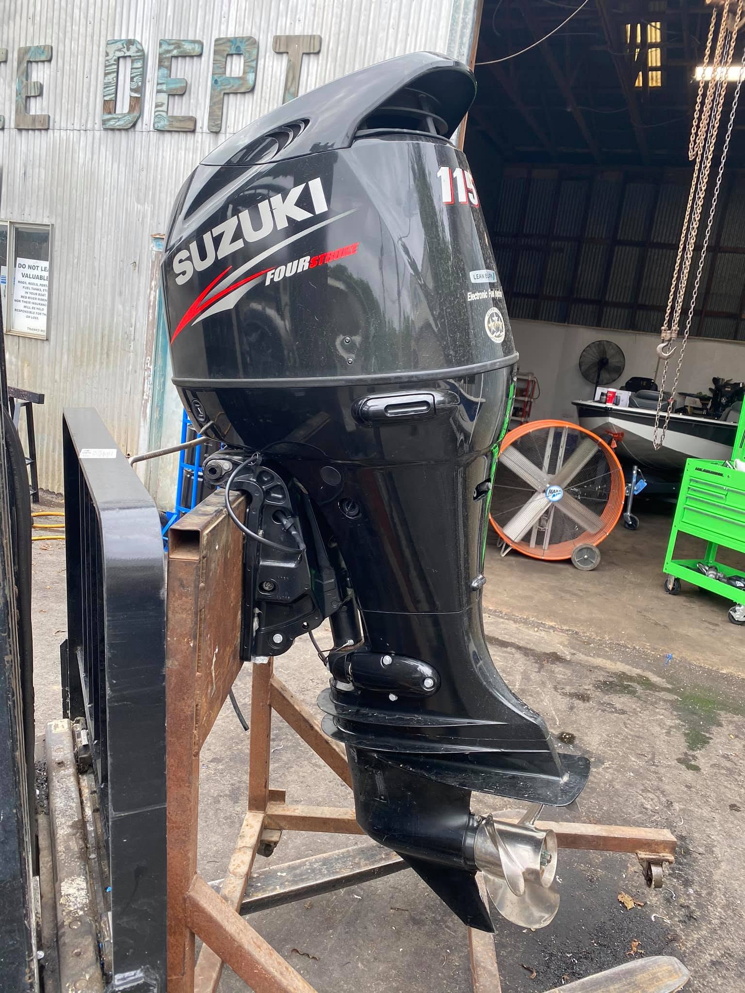 Slightly Used Suzuki 115HP 4-Stroke Outboard Motor Engine